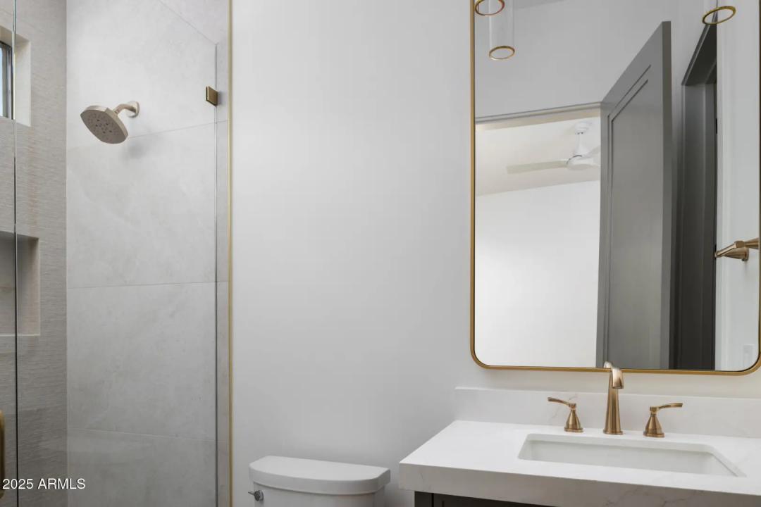 Real Estate Picture 29