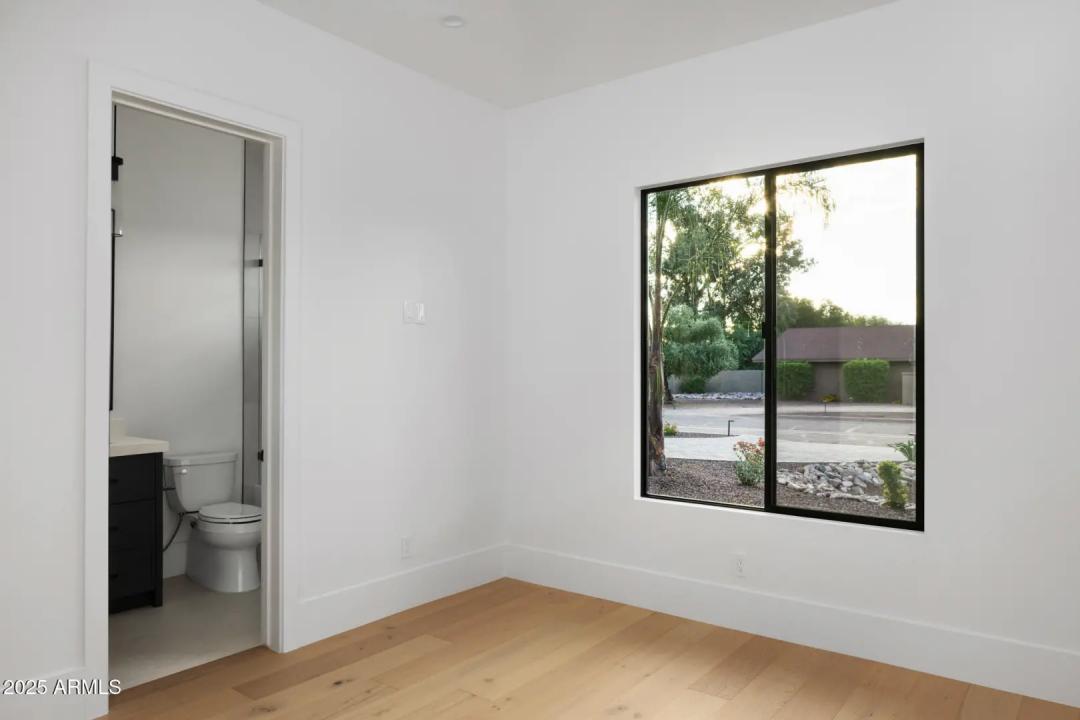 Real Estate Picture 31