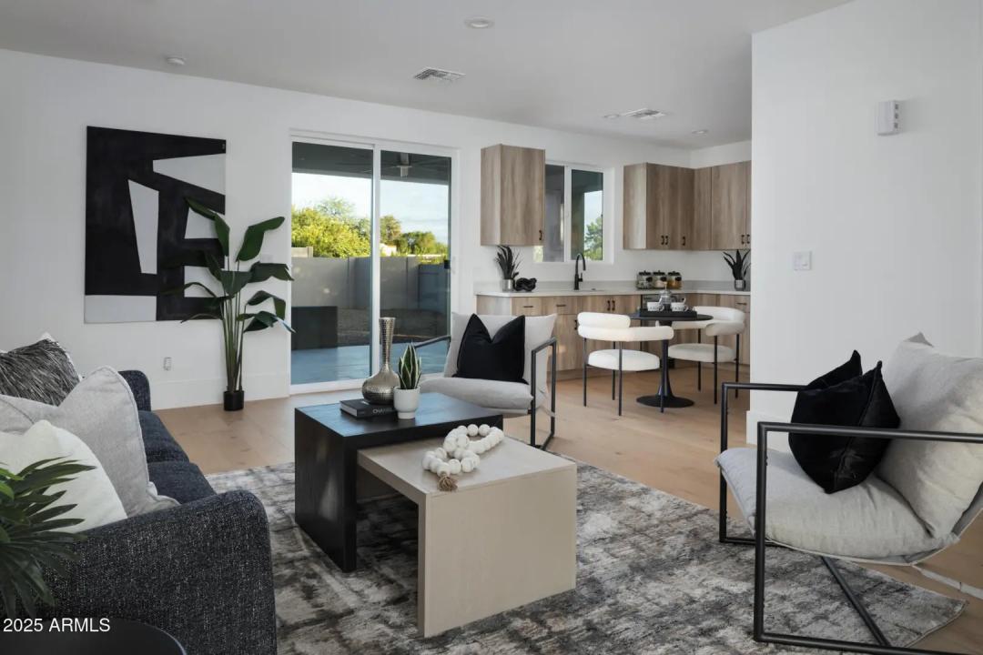 Real Estate Picture 35