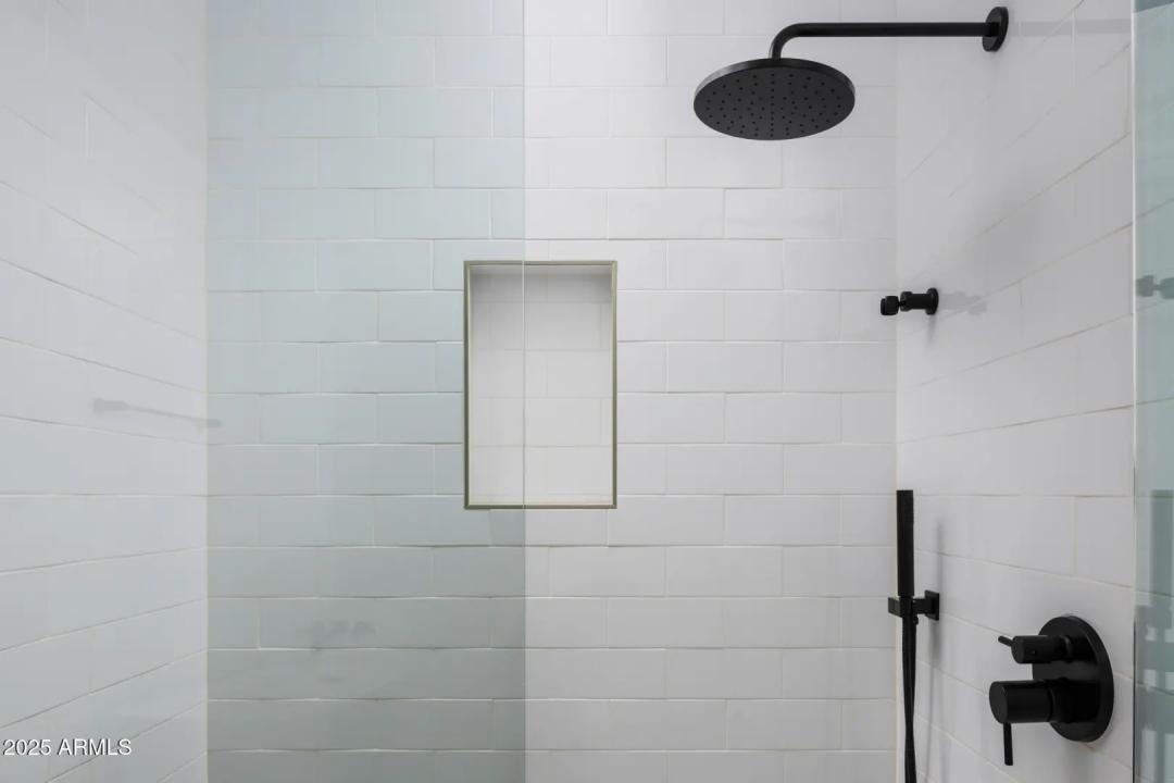 Real Estate Picture 38