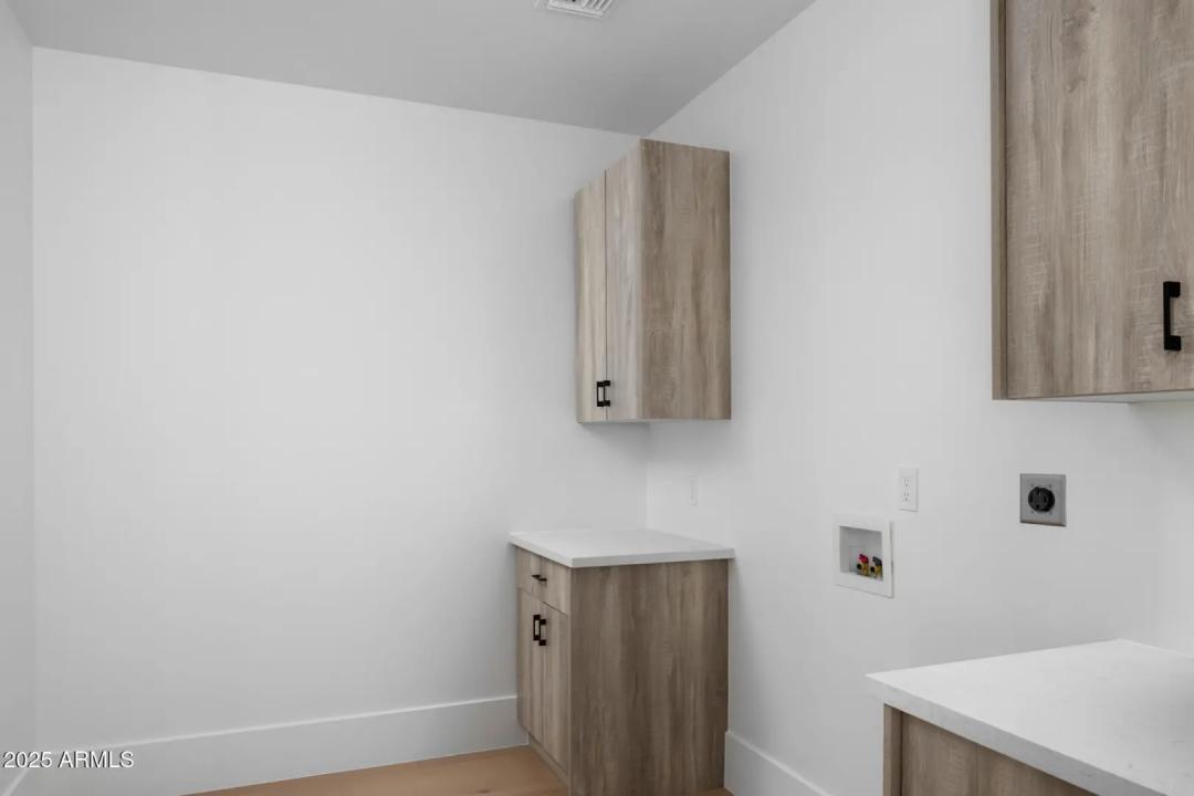 Real Estate Picture 40