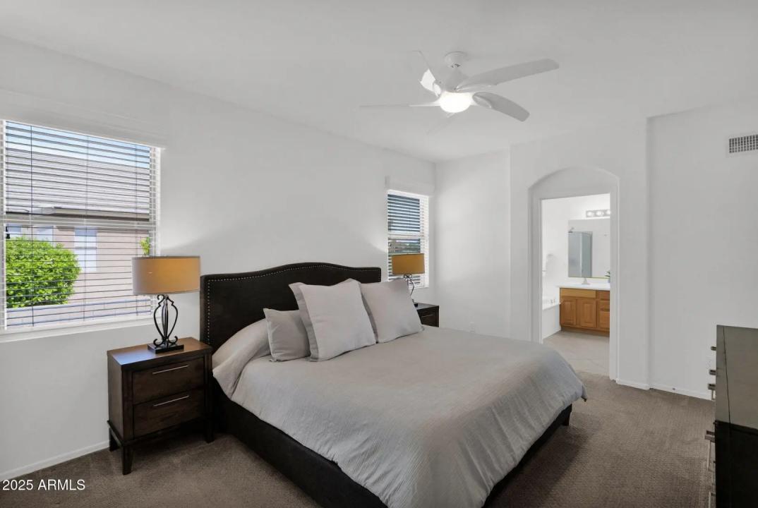 Real Estate Picture 22