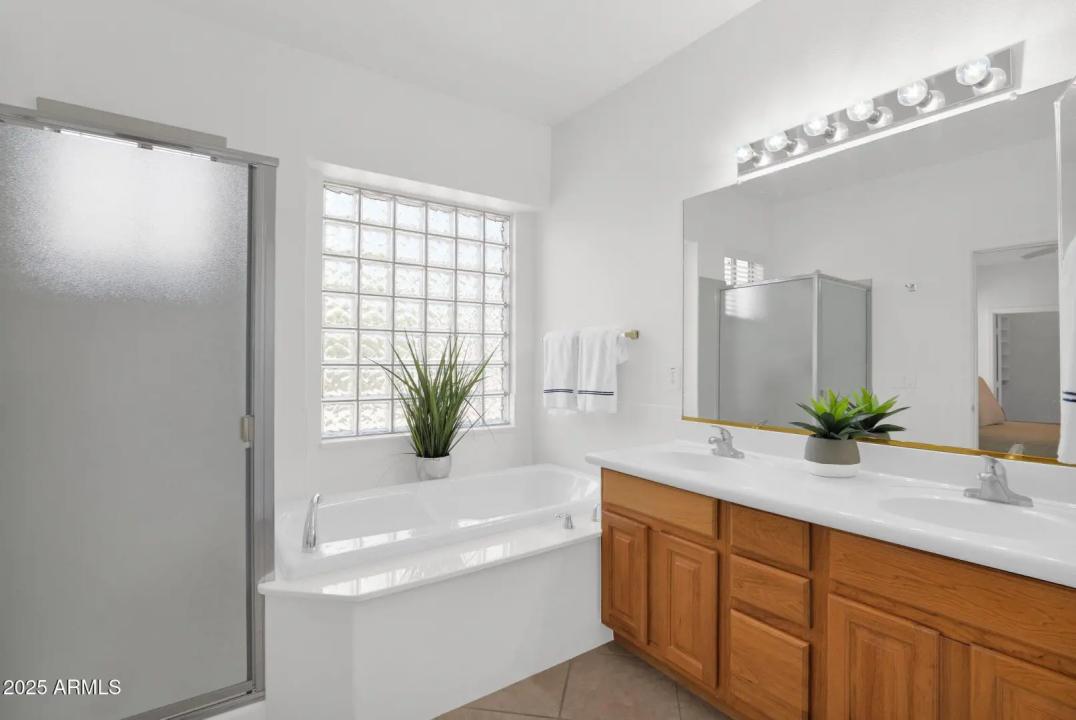 Real Estate Picture 25