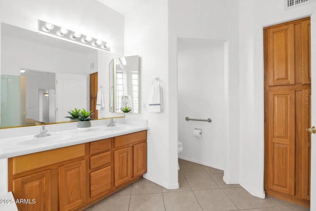 Real Estate Picture 26