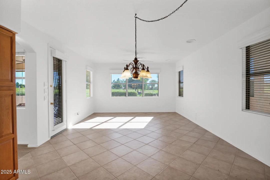 Real Estate Picture 15