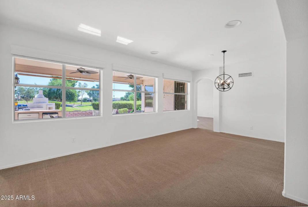 Real Estate Picture 17
