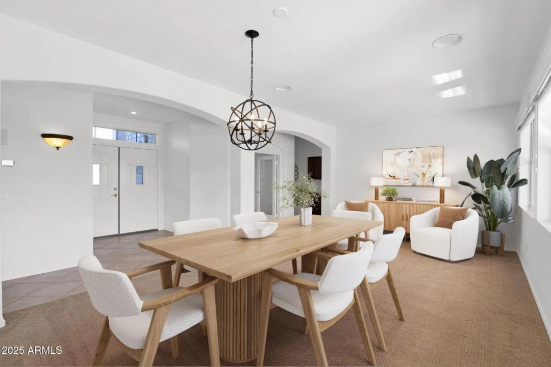Real Estate Picture 18