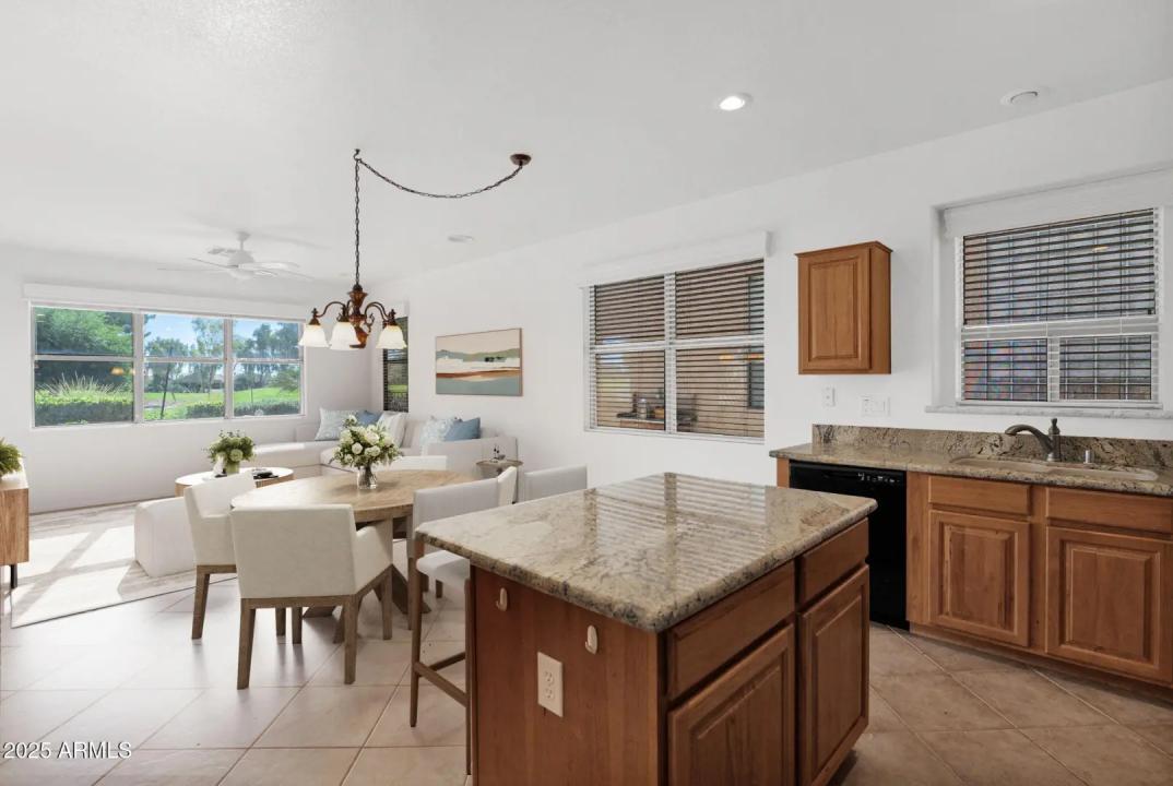 Real Estate Picture 12