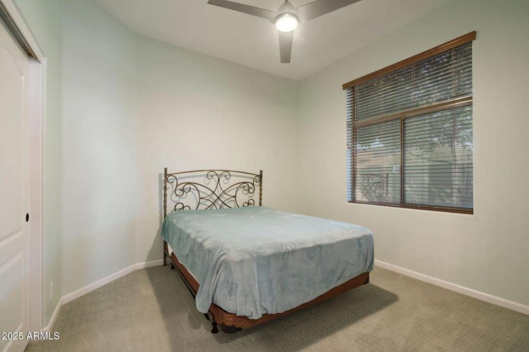 Real Estate Picture 15