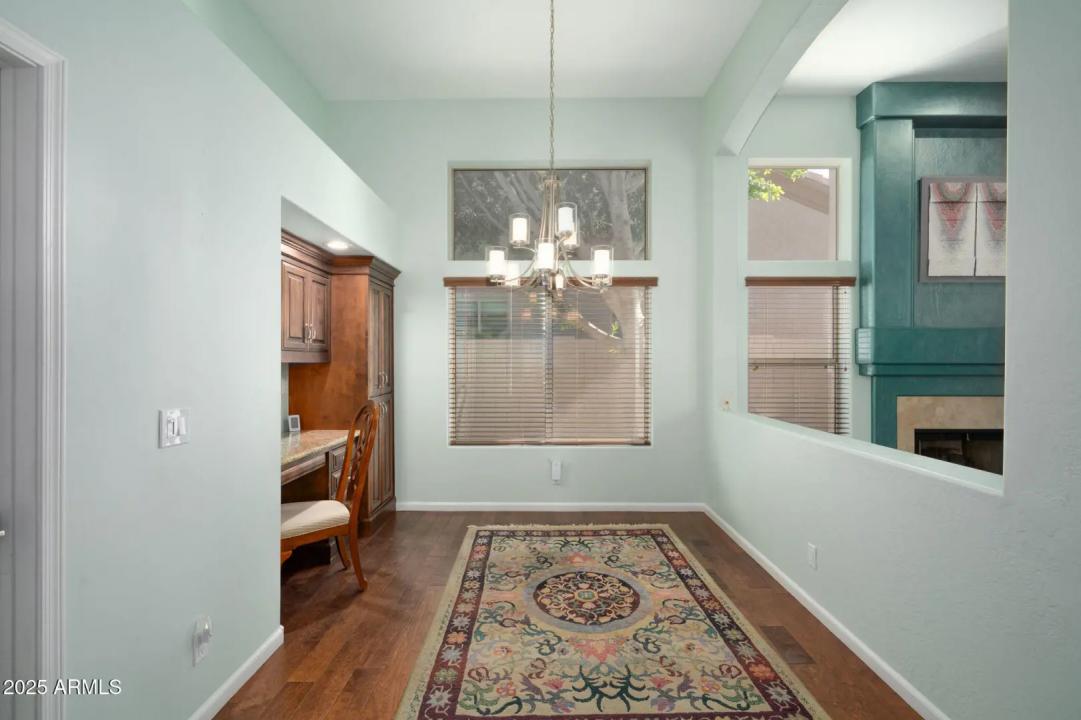 Real Estate Picture 8