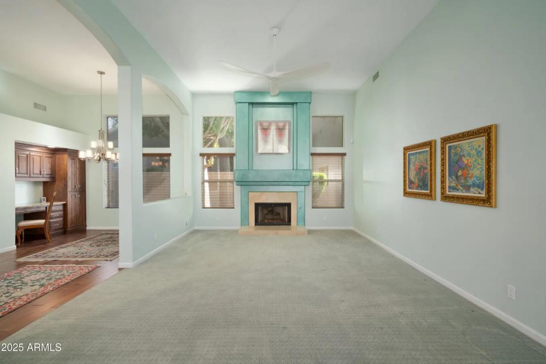 Real Estate Picture 9