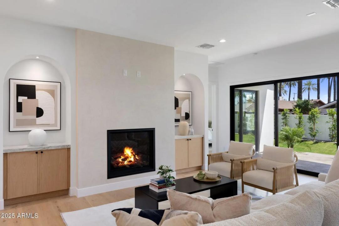 Real Estate Picture 2