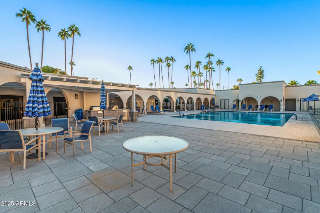 Real Estate Picture 17