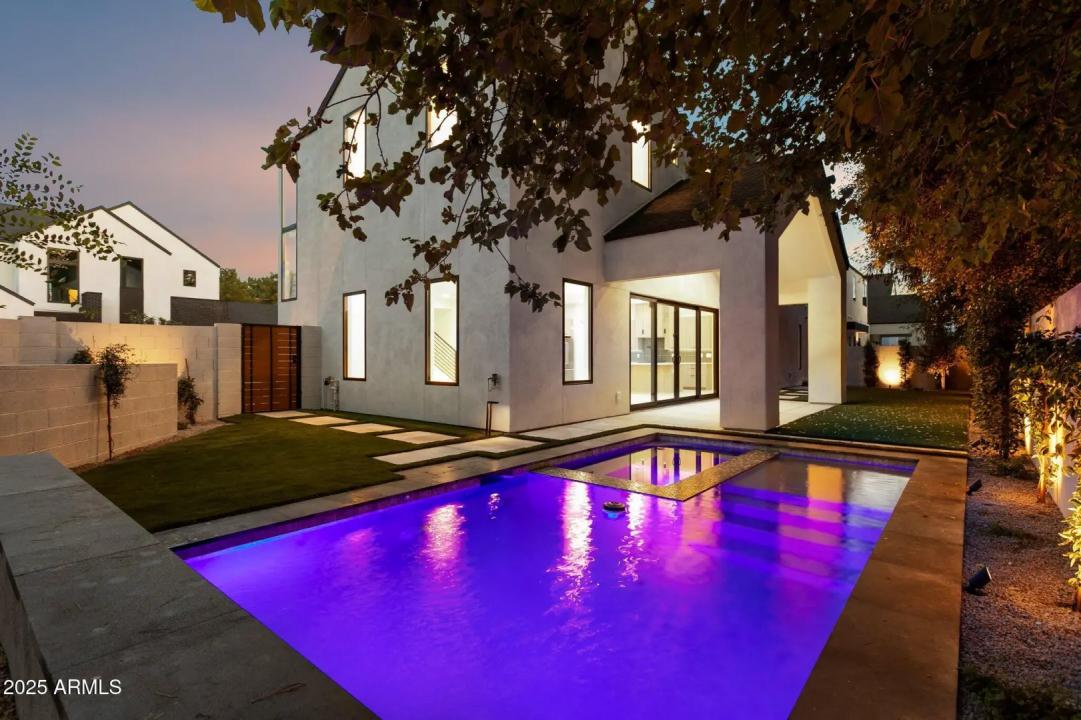 Real Estate Picture 2