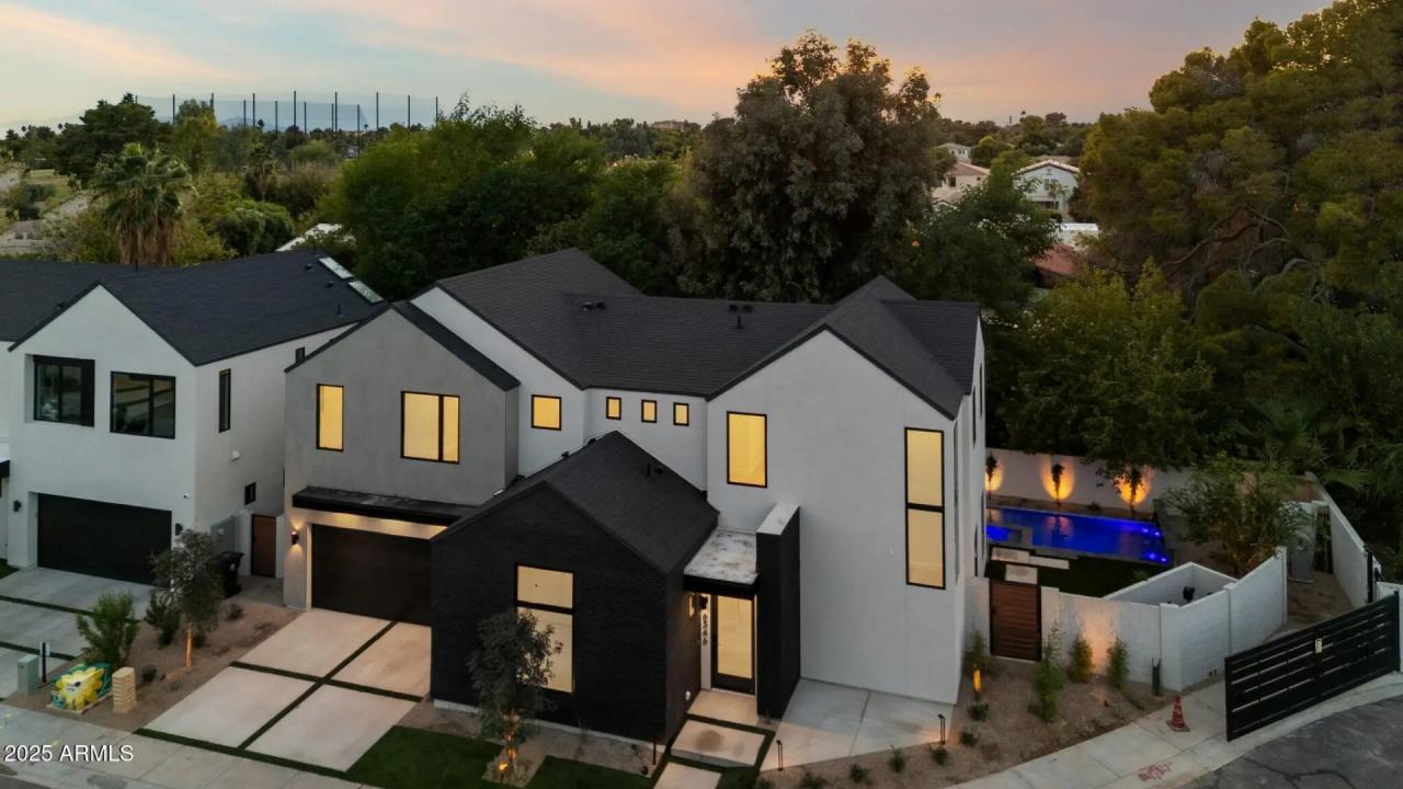 Real Estate Picture 1