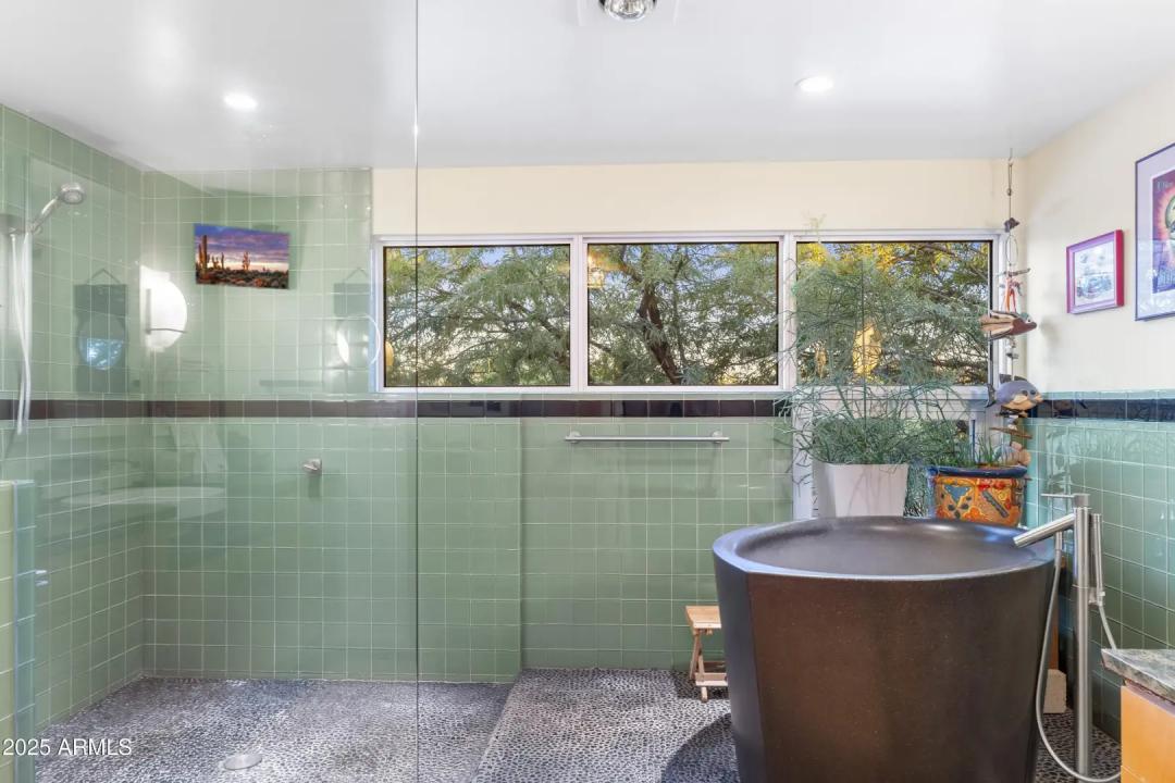 Real Estate Picture 41