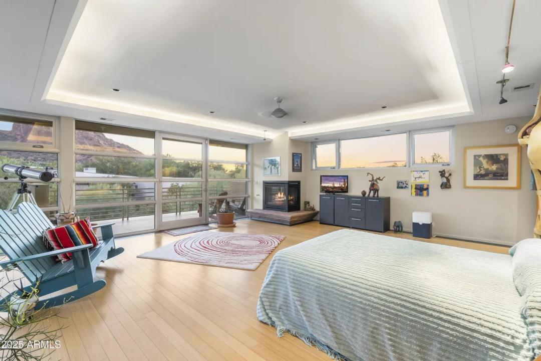 Real Estate Picture 30