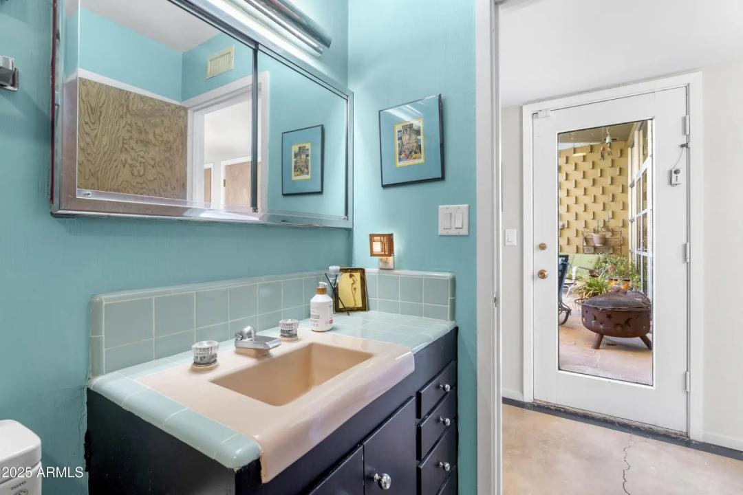 Real Estate Picture 44