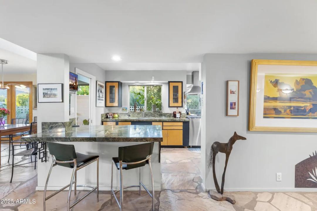 Real Estate Picture 15