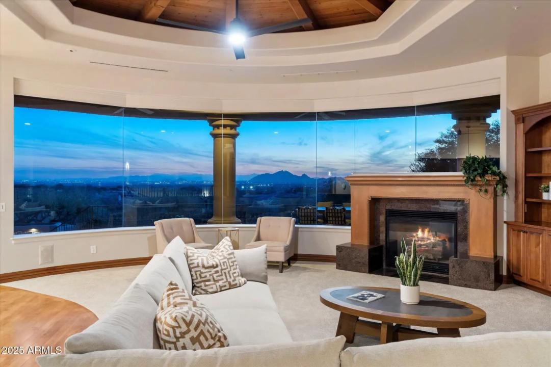 Real Estate Picture 11