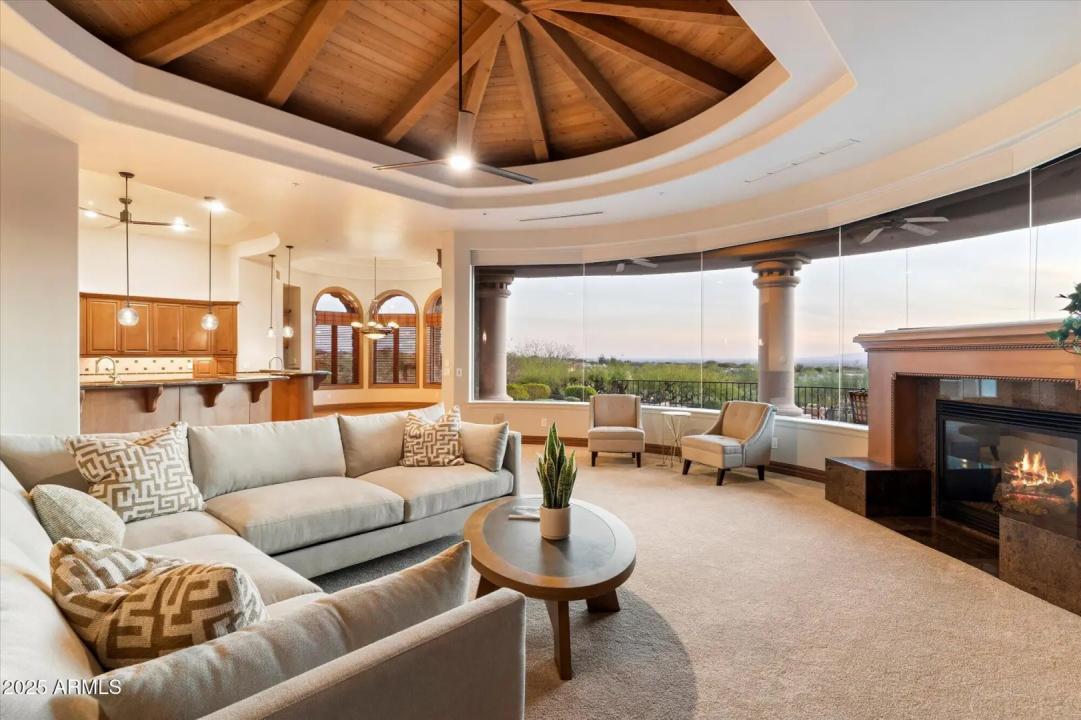 Real Estate Picture 13