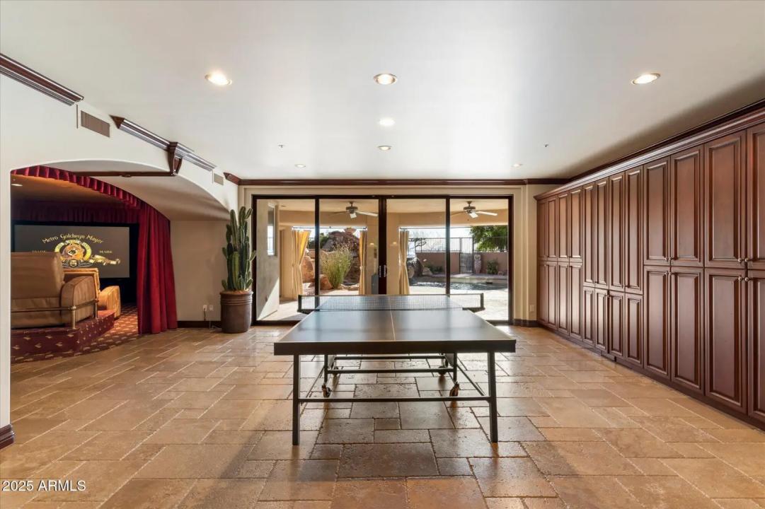 Real Estate Picture 21