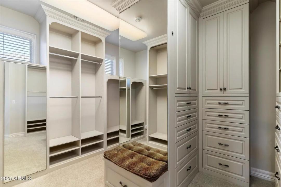 Real Estate Picture 33