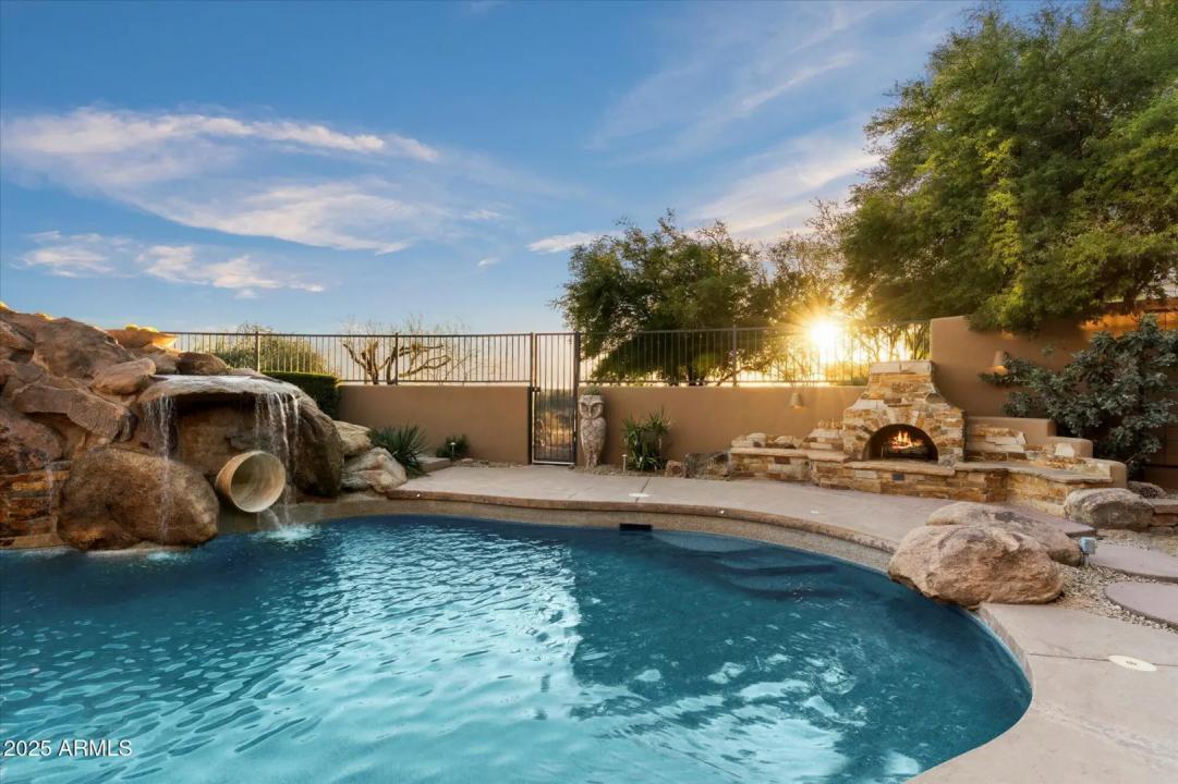 Real Estate Picture 43