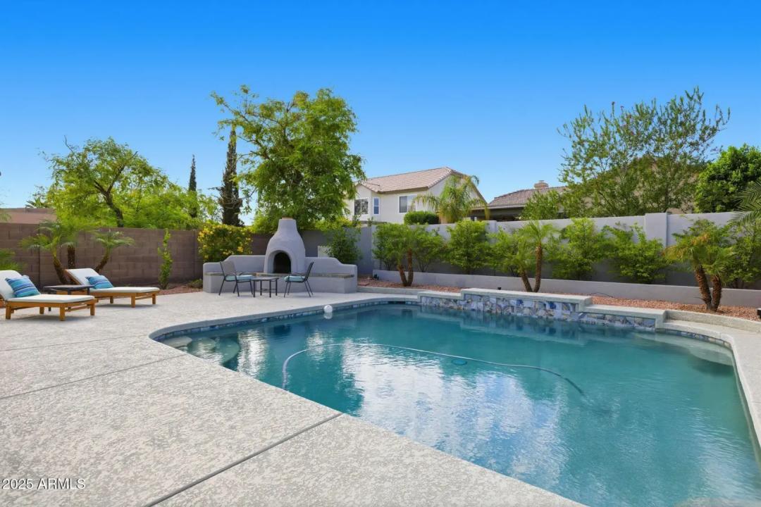 Real Estate Picture 1