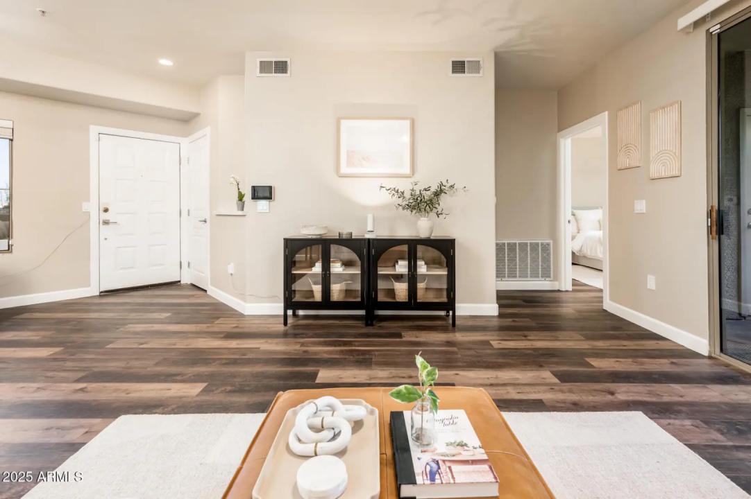 Real Estate Picture 20