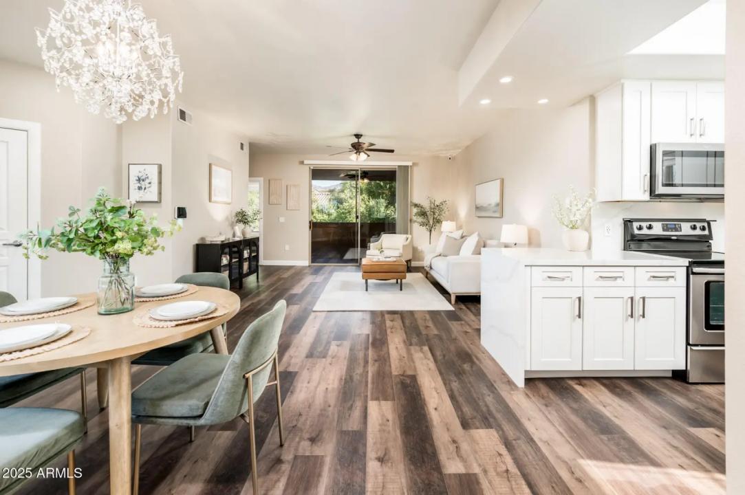 Real Estate Picture 25