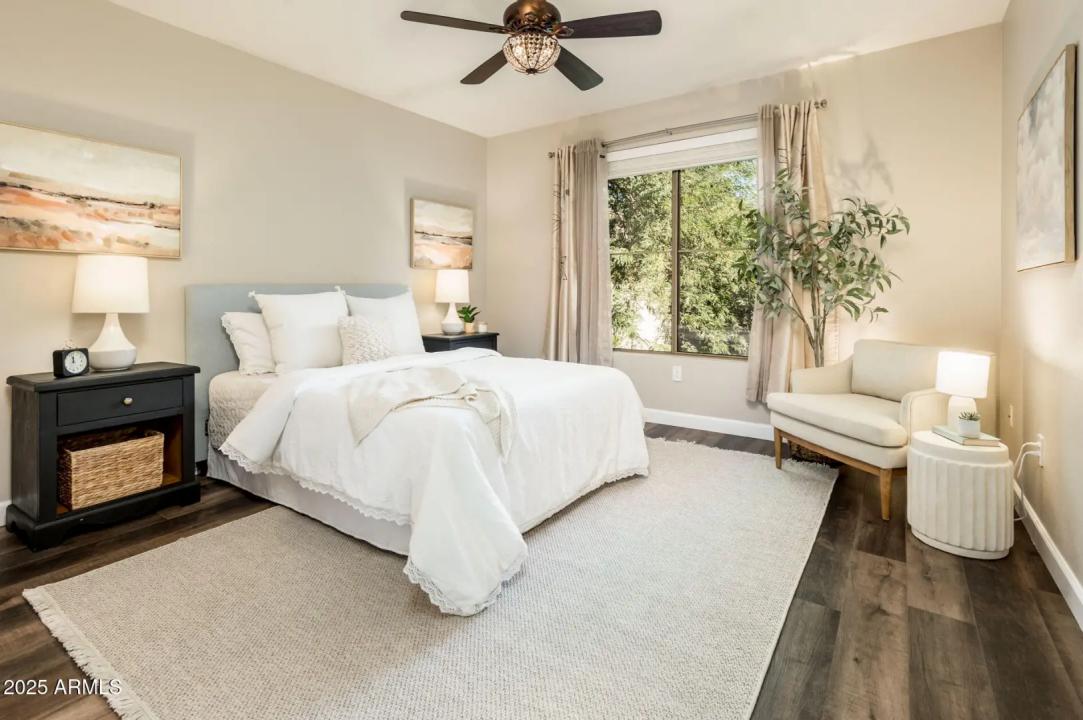 Real Estate Picture 30