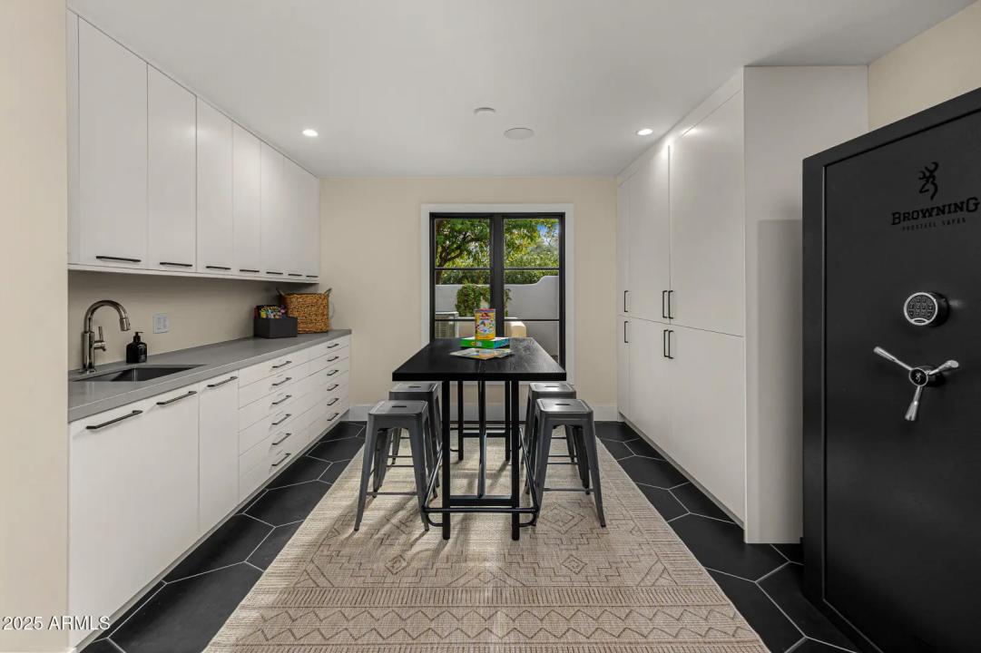 Real Estate Picture 71