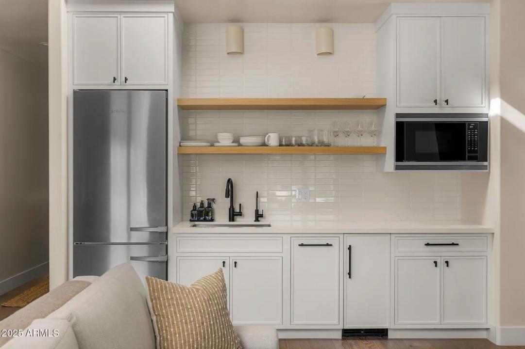 Real Estate Picture 40