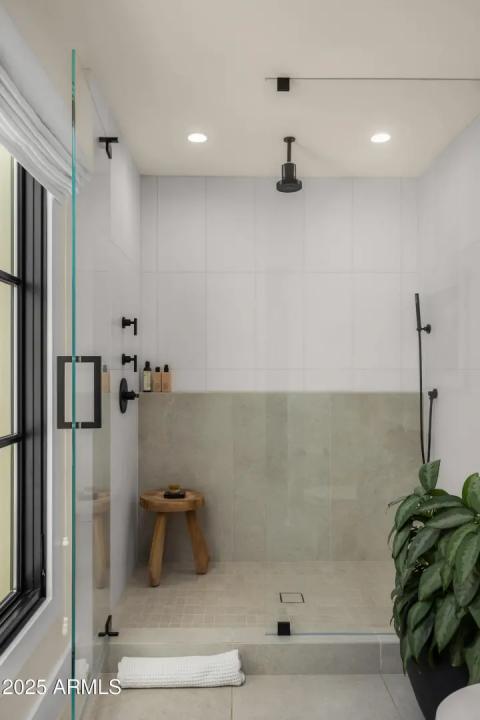 Real Estate Picture 21