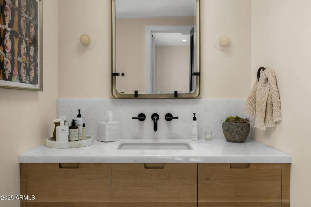 Real Estate Picture 20