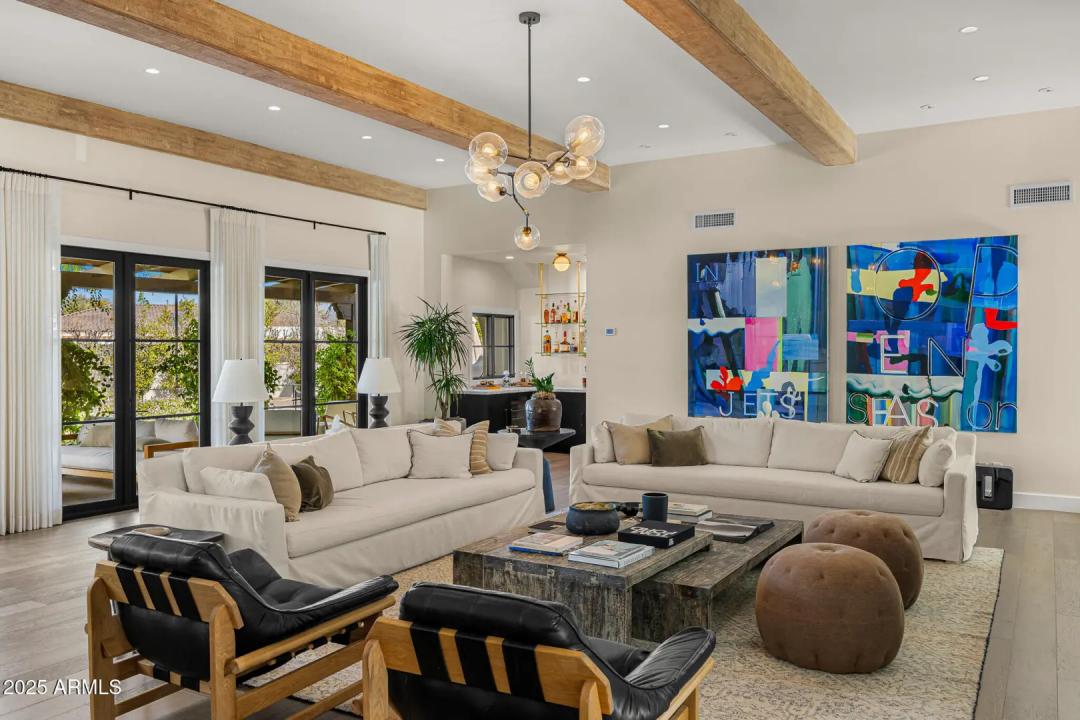 Real Estate Picture 7