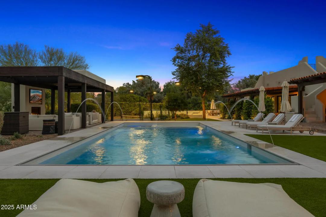 Real Estate Picture 33