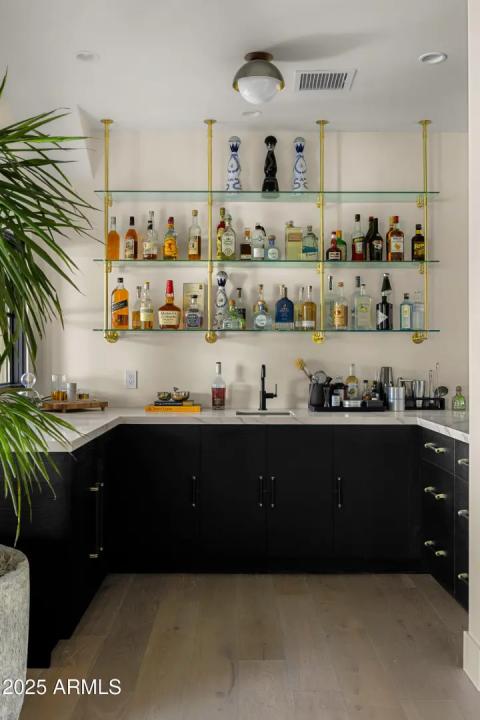 Real Estate Picture 50