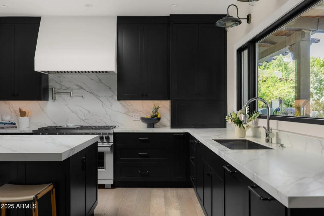 Real Estate Picture 54