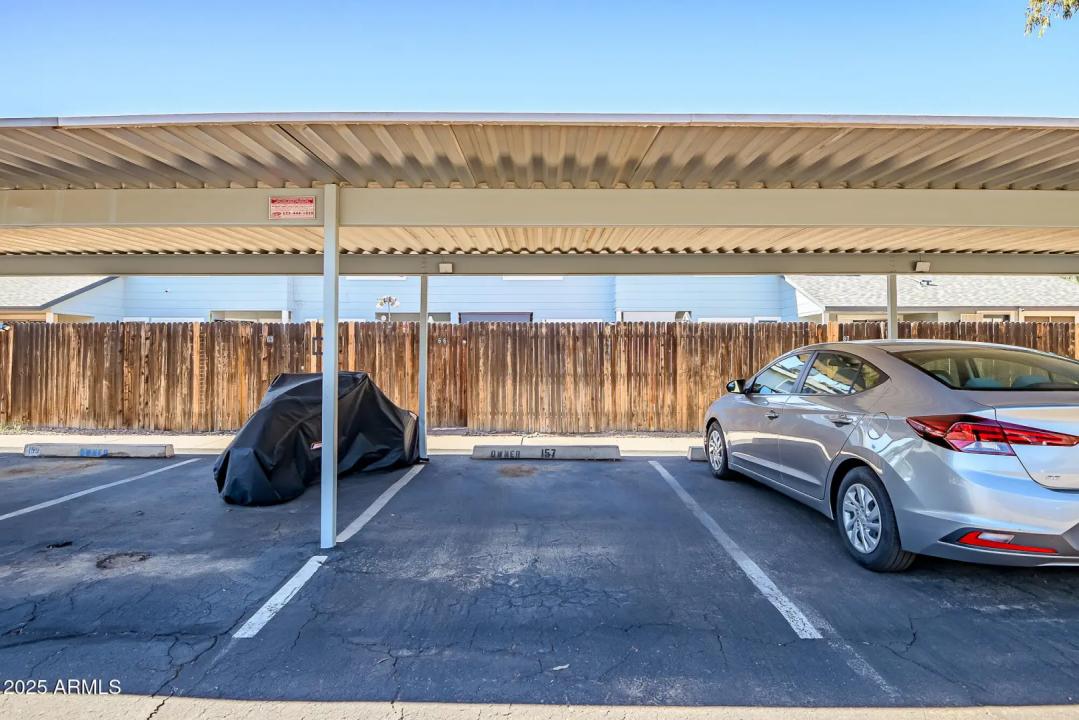 Real Estate Picture 30