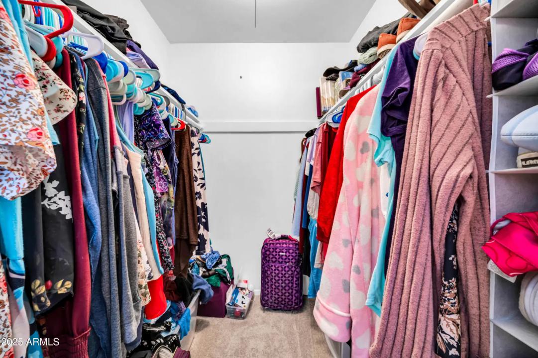 Real Estate Picture 17