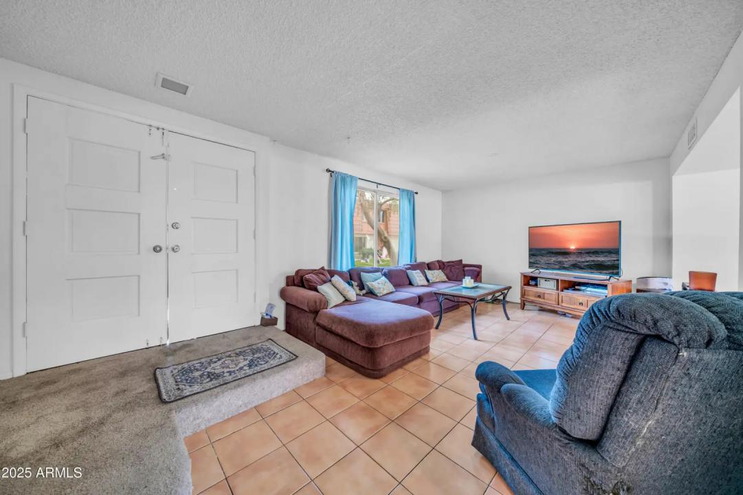 Real Estate Picture 9