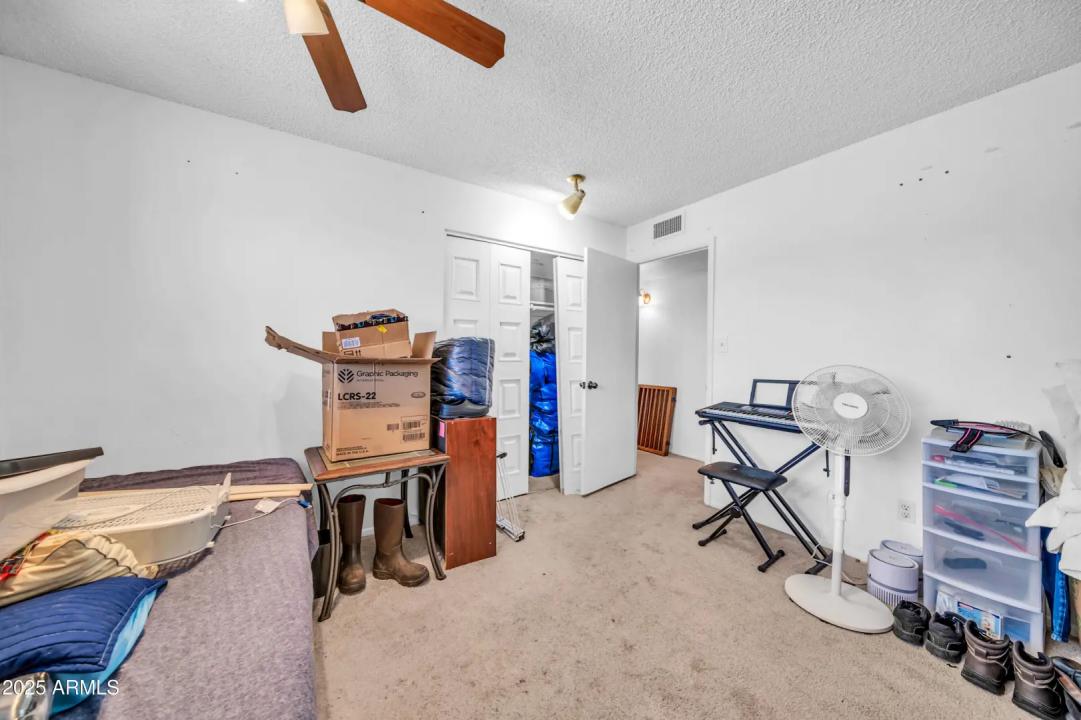 Real Estate Picture 21