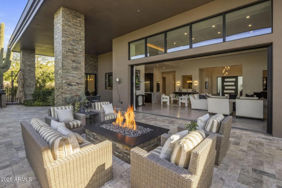 Real Estate Picture 42