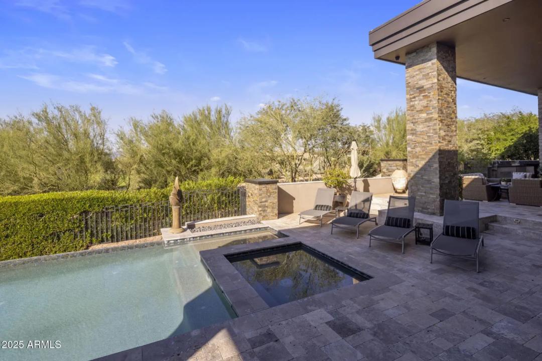 Real Estate Picture 49