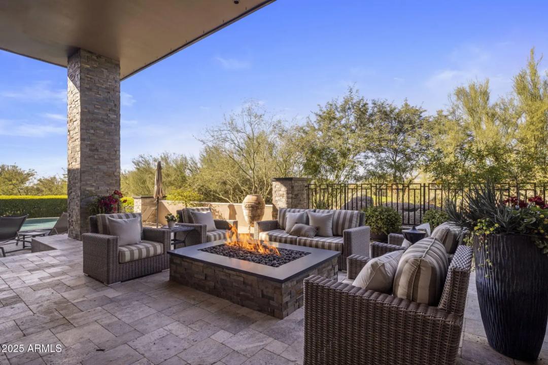 Real Estate Picture 43