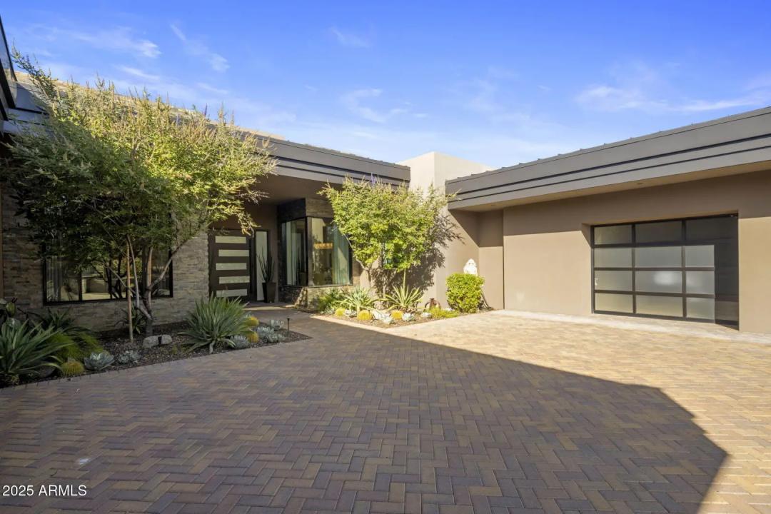 Real Estate Picture 2