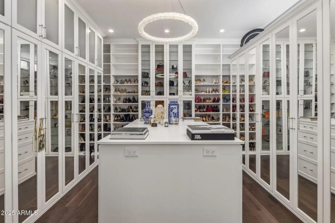 Real Estate Picture 29