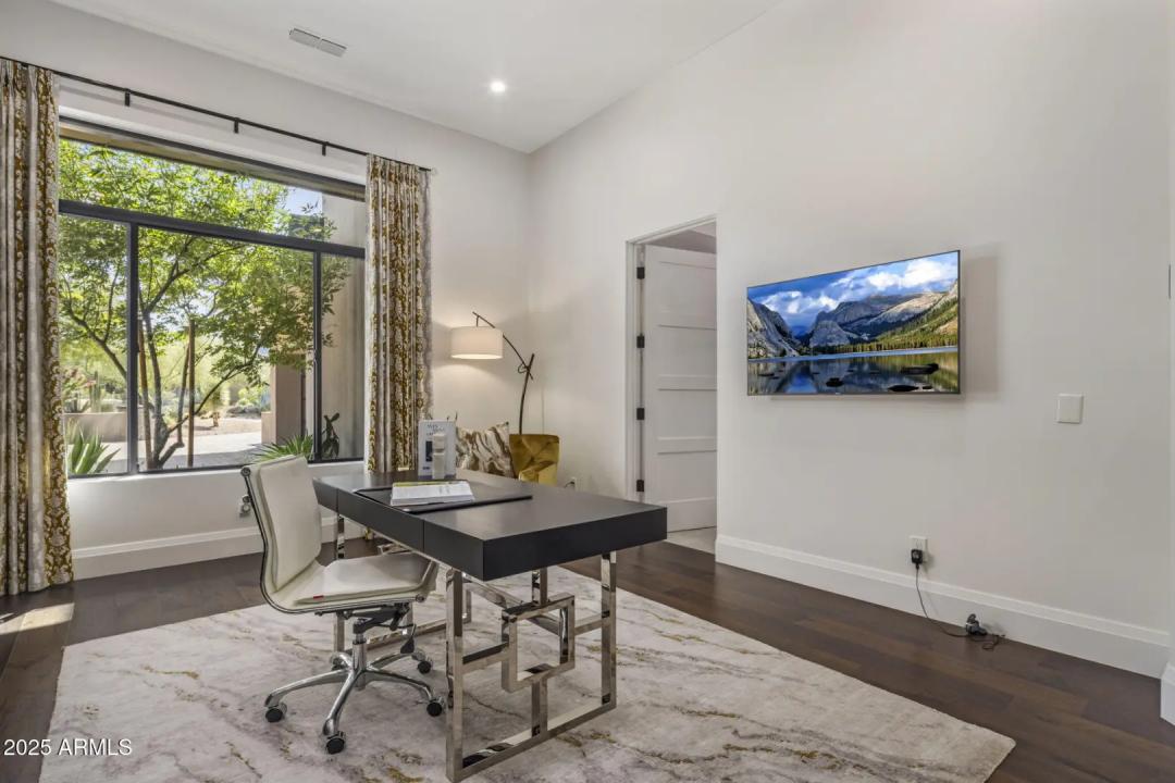 Real Estate Picture 34